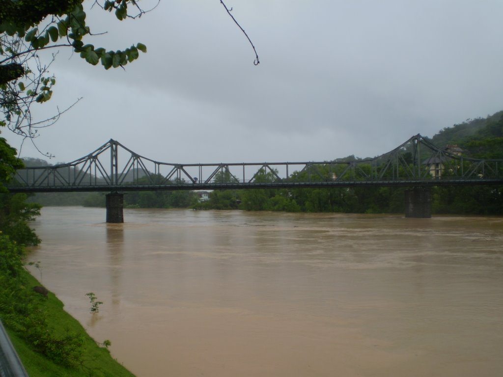 Ponte Antiga Estrada de Ferro de Santa Catarina