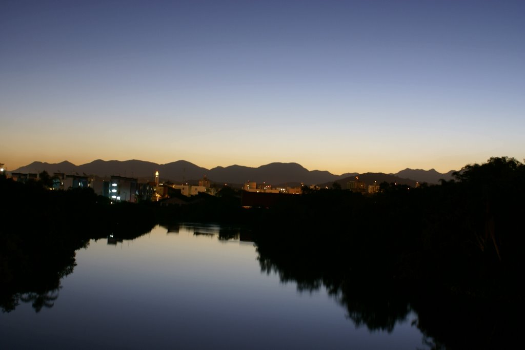 Anoitecer Rio Cachoeira