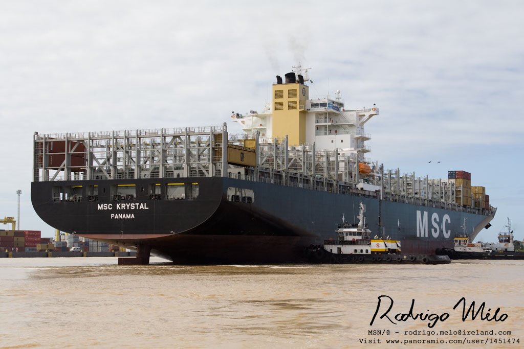 MSC KRYSTAL turning manouver 1