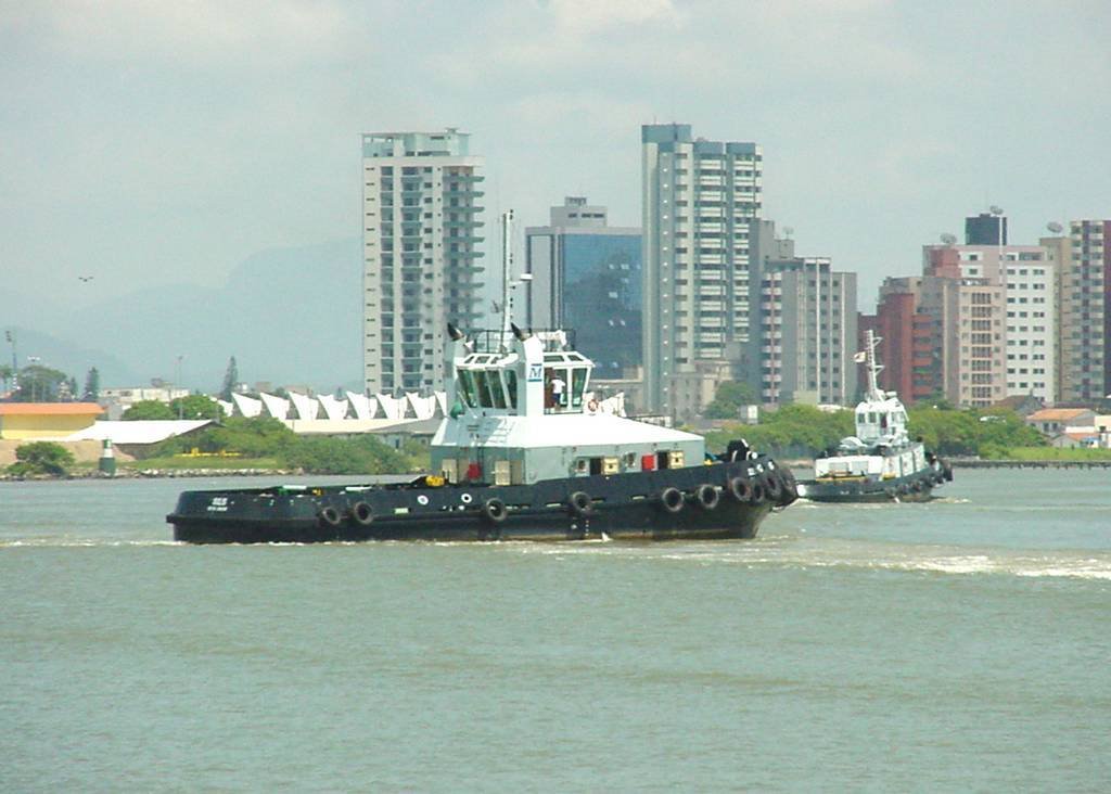 Itajaí SC - Barra do Rio Itajaí Açú - by Wolfgang Wodeck