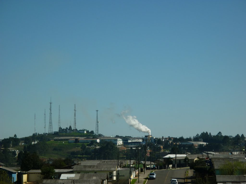 Torres de Transmissão ,e chaminé da tractebel energia,lages sc brasil.