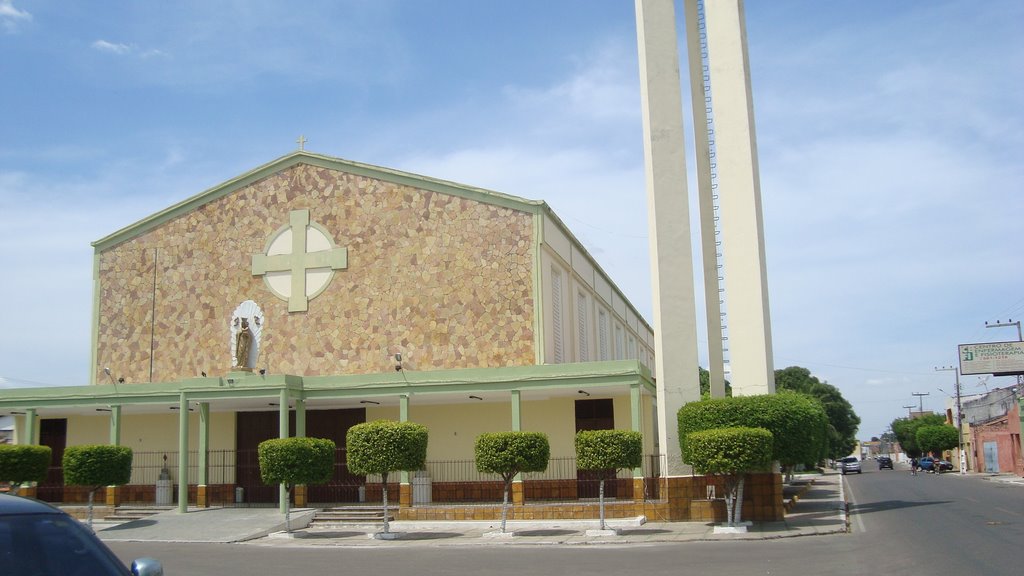 Igreja de Nossa Senhara do Perpetuo do Socorro na Rua do Prado em Iguatu - 12/08