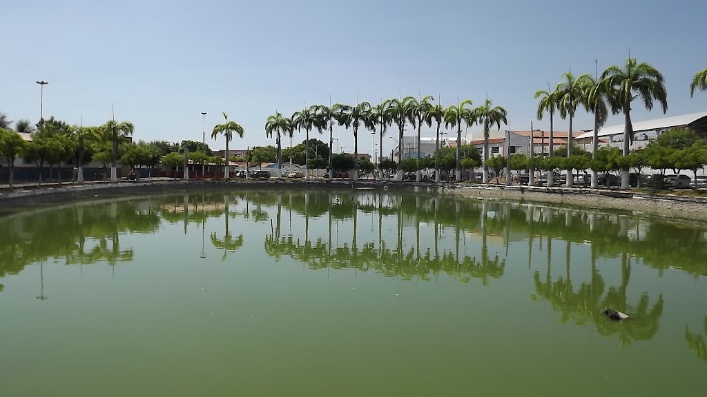Lagoa da telha , daqui foi retirado o material para  a construção da Cidade.