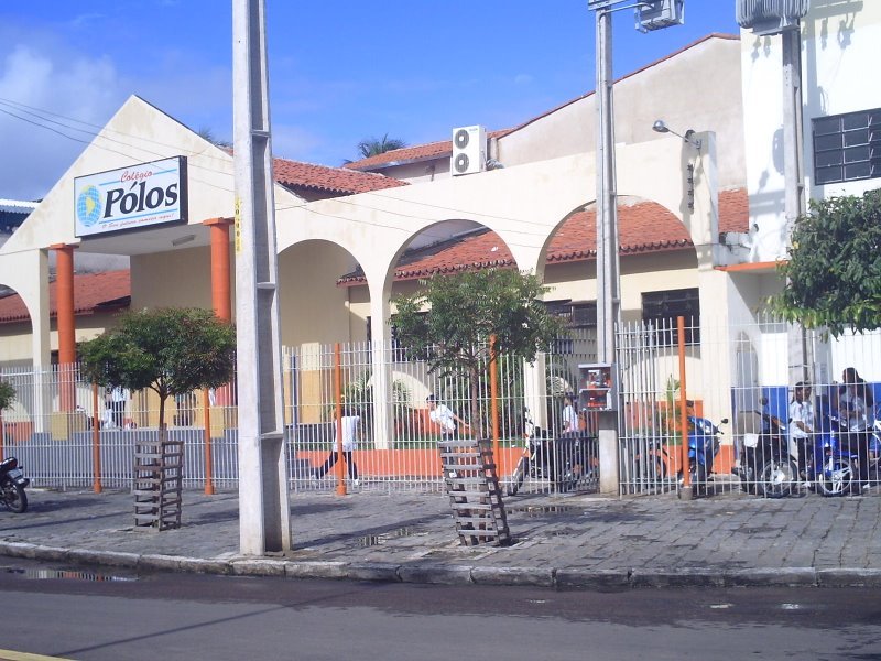 Colégio Pólos