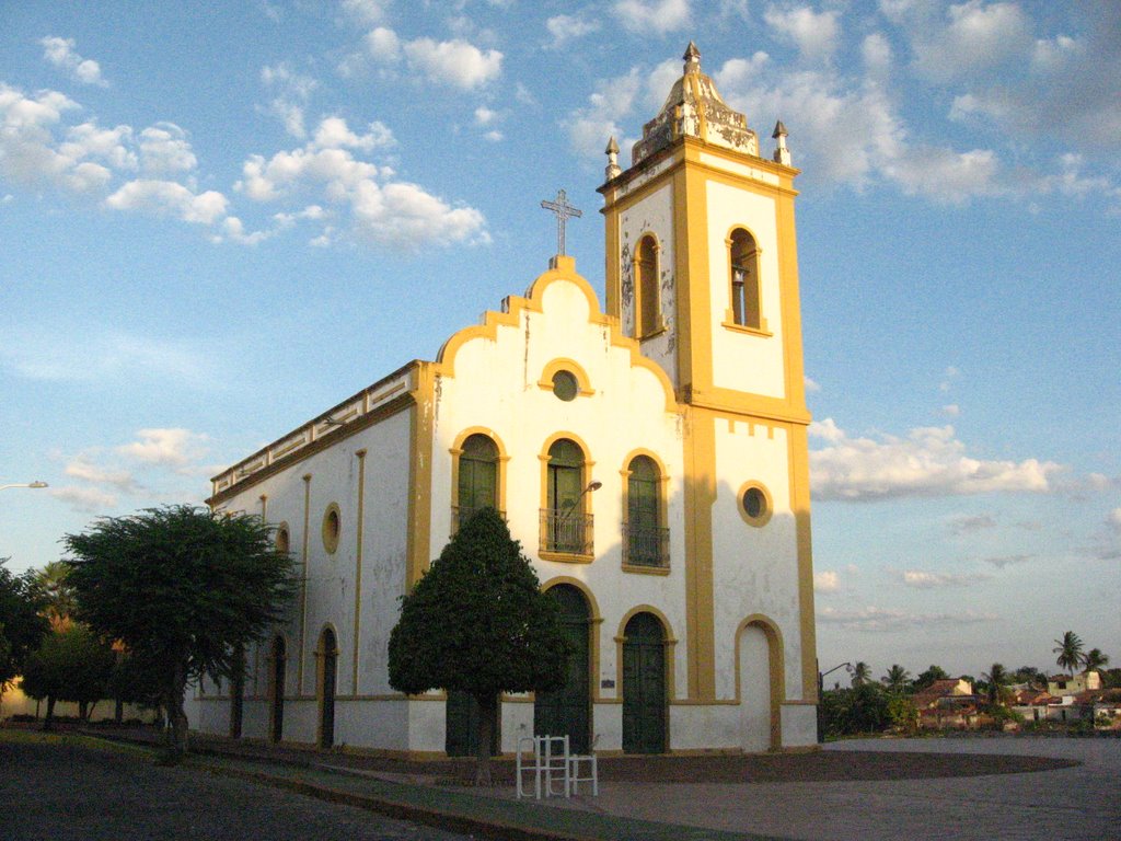 Igreja das Dores ao pôr-do-sol, Sobral-CE