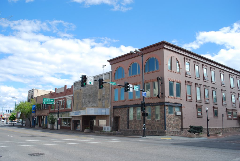 shoup & broadway
