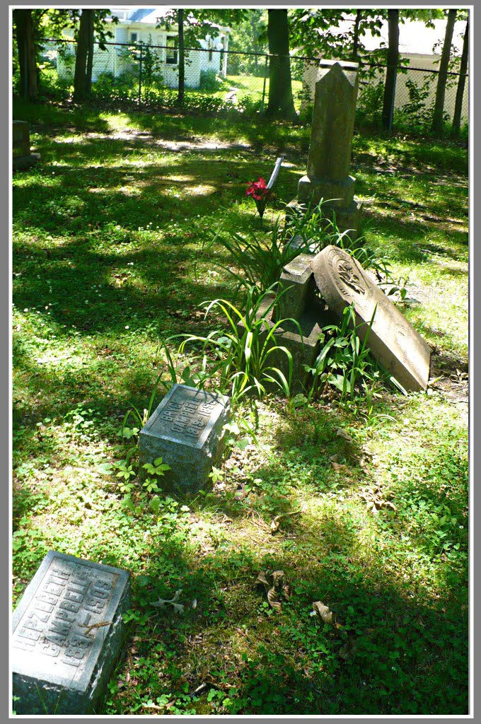 The grave of Mary Campbell...Aspen Cemetery, Burlington, USA...Born - Mary Littlewood in Renishaw..Derbyshire, England,..-   Photograph by Rod Reeves  U.S.A