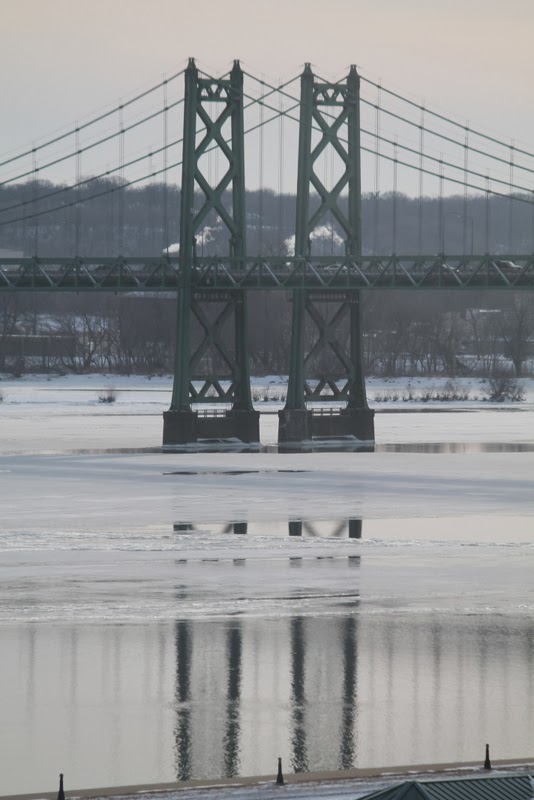 Memorial Bridge, Moline, IL & Bettendorf, IA - Mighty Mississip