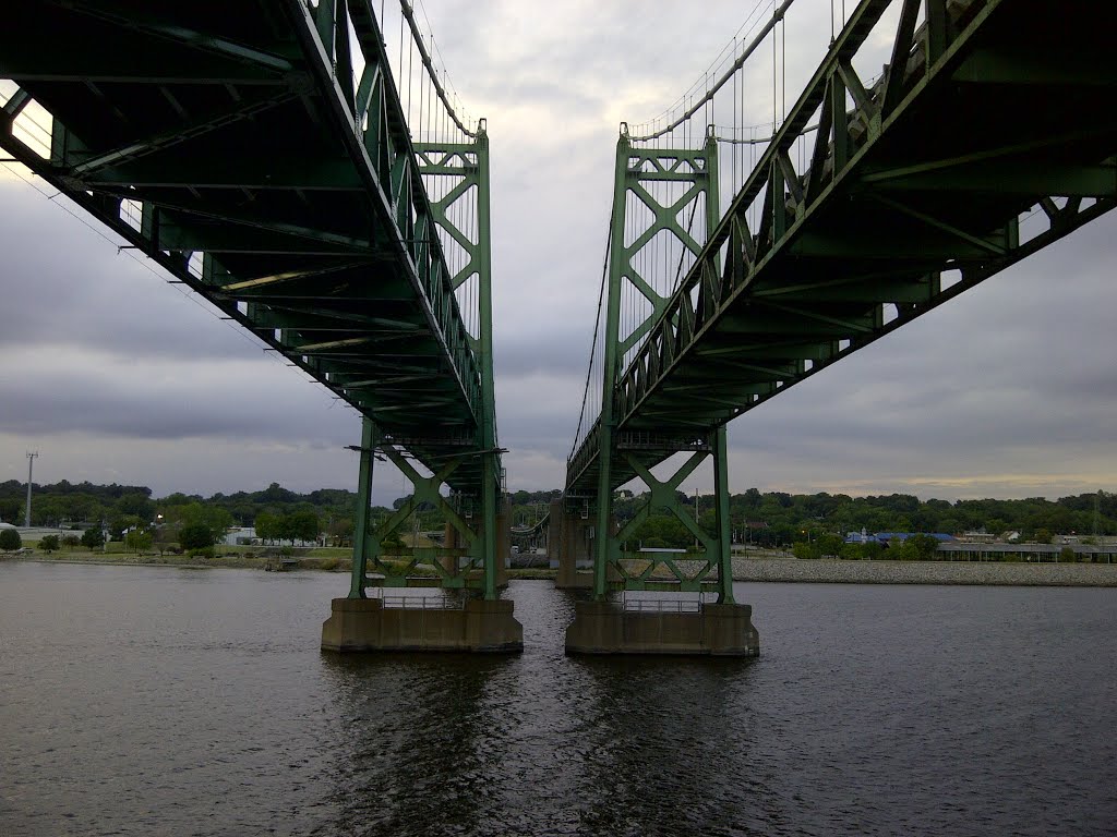 Puente en Quad Cities