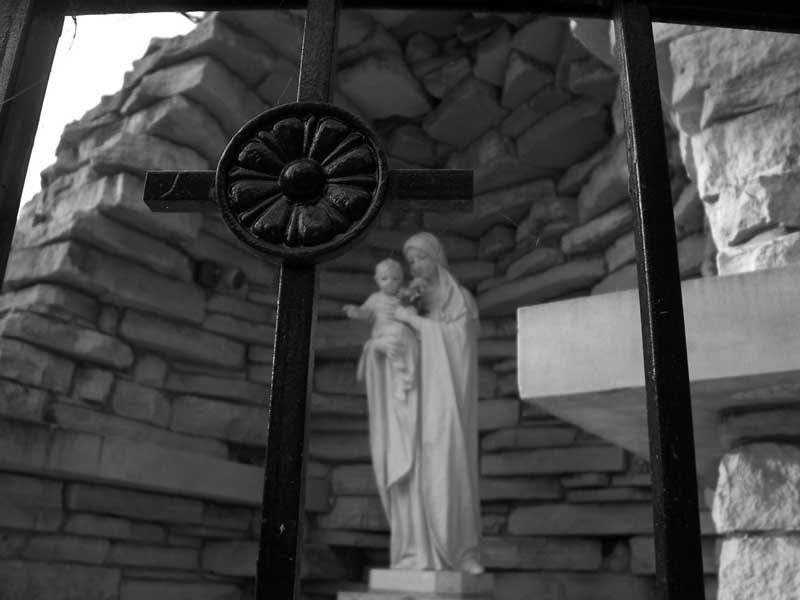 Grotto_by_Photo5newdude