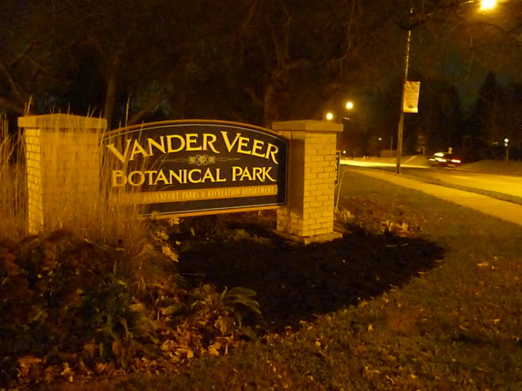 Vander Veer Botanical Park