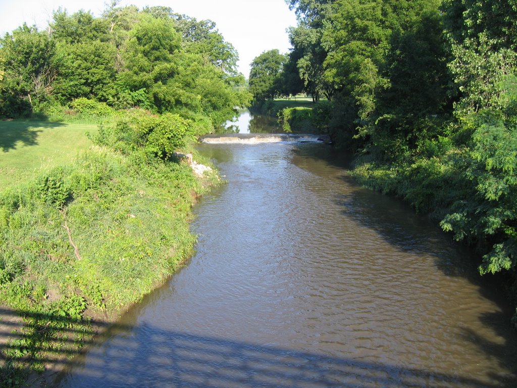 Normal water level over spillway west of pedestrian bridge. 07/05/07