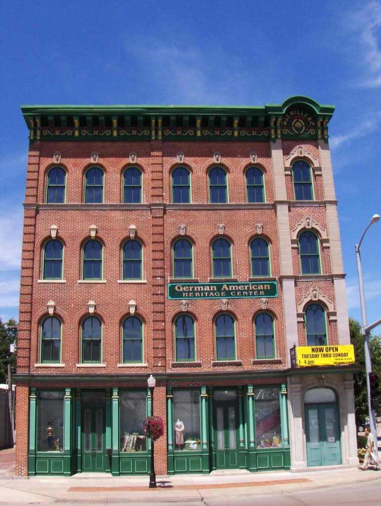 German American Heritage Center, GLCT
