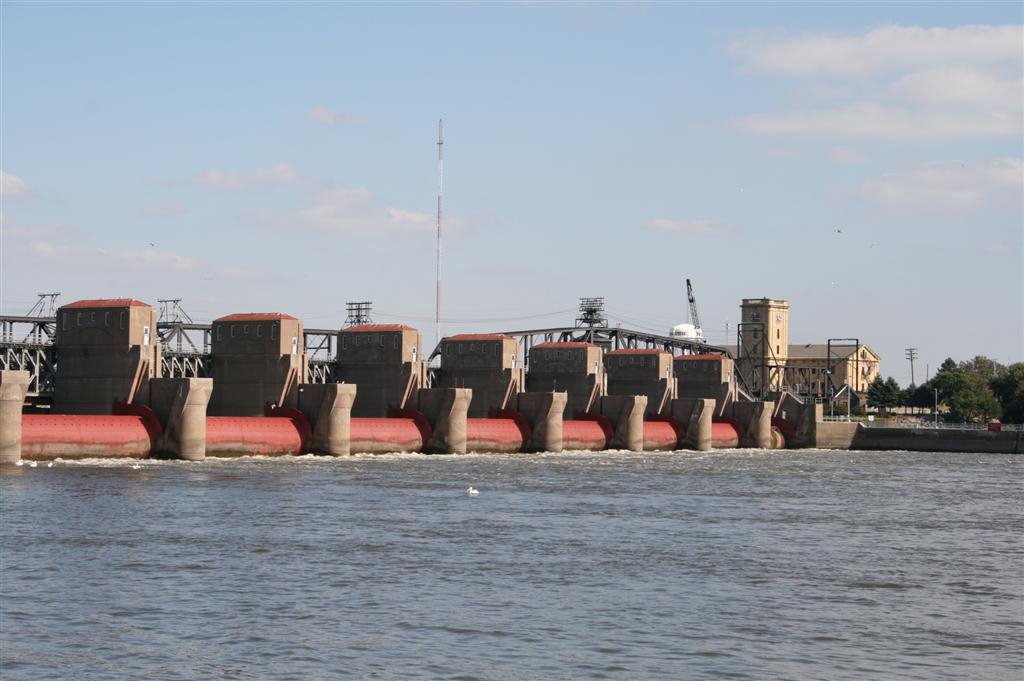 Lock and Dam No. 15