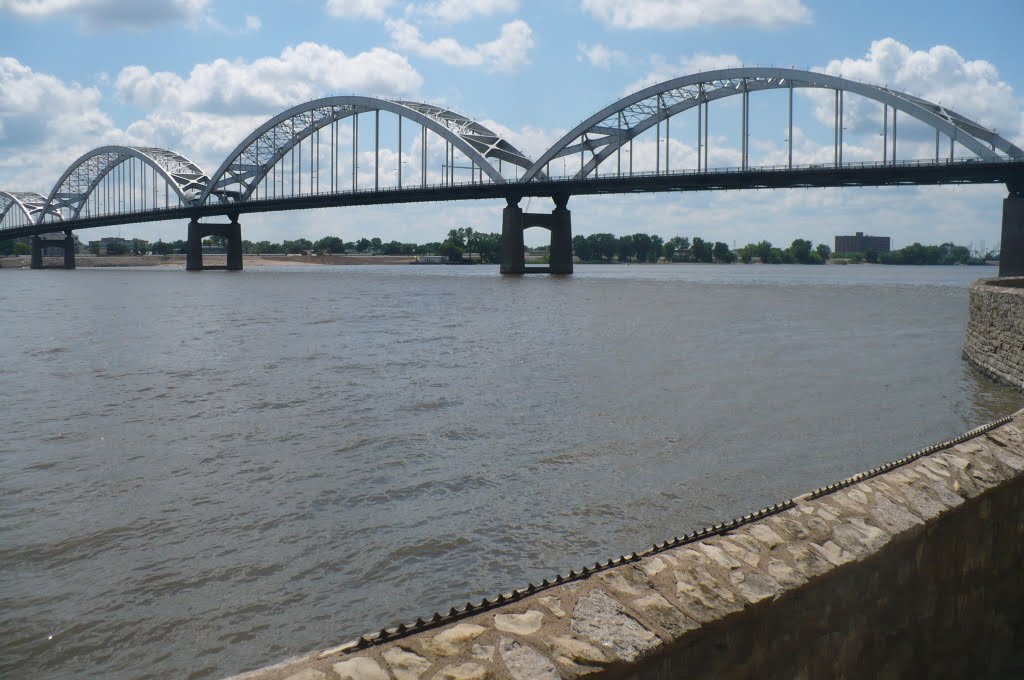 Centennial Bridge, Davenport, IA