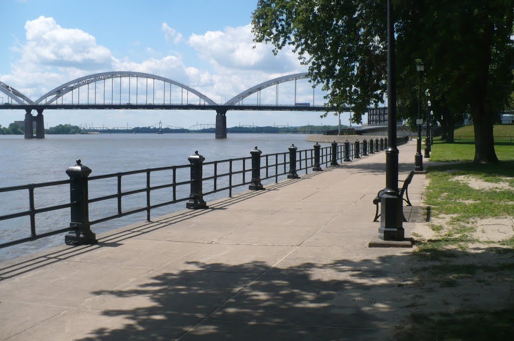 River Walk & Centennial Bridge, Davenport, IA