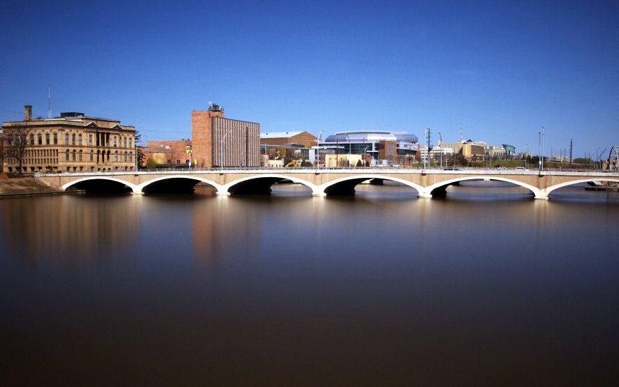 Walnut Street Bridge