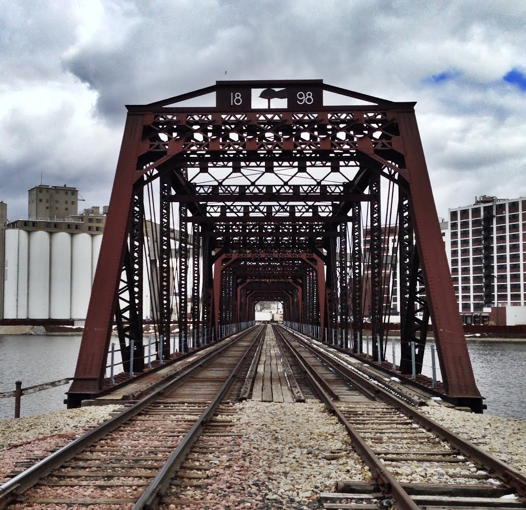 Chicago & Northwestern Railroad Through Truss Bridge
