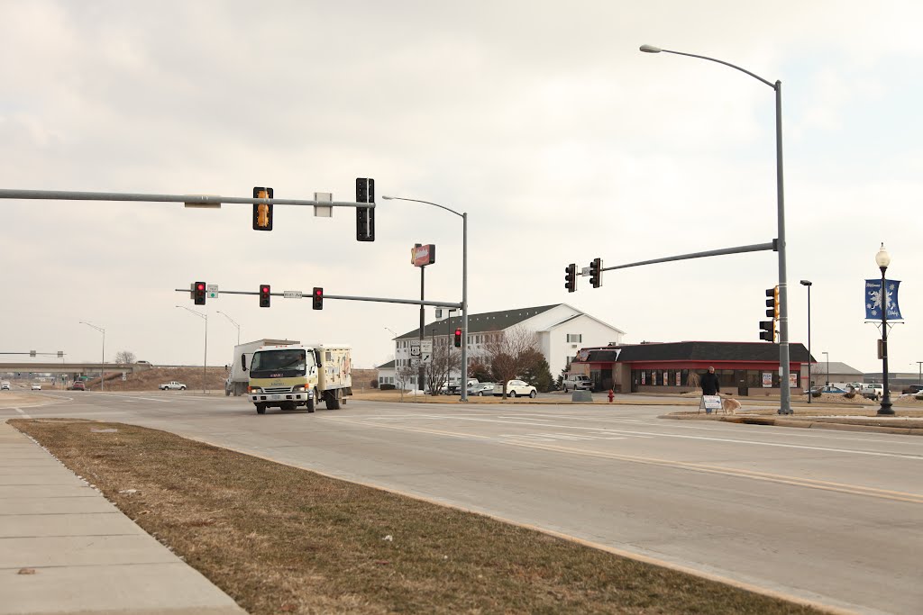 LeClaire Road