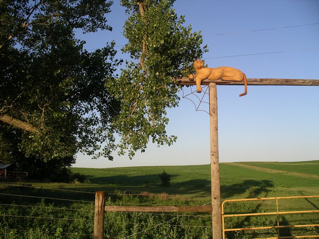 Mountain Lion Wood Carving On Gate Post