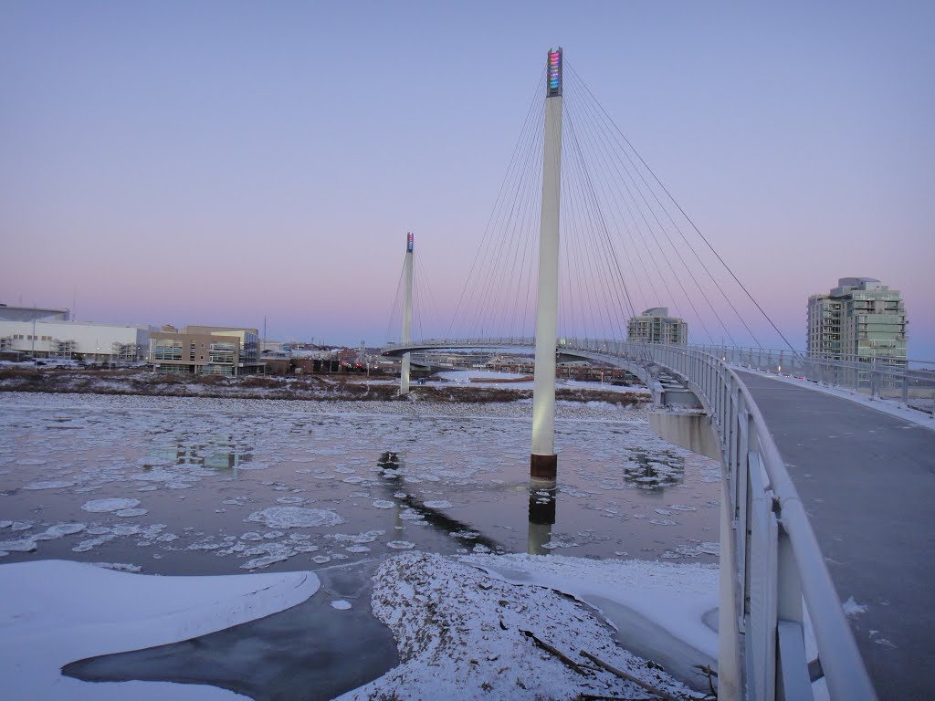 Bob Kerrey Pedestrian Bridge at sunrise
