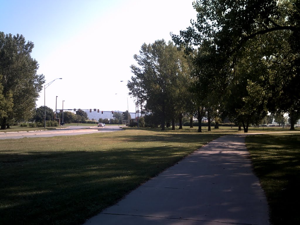 Riverfront North bike trail and Carter Boulvard Road