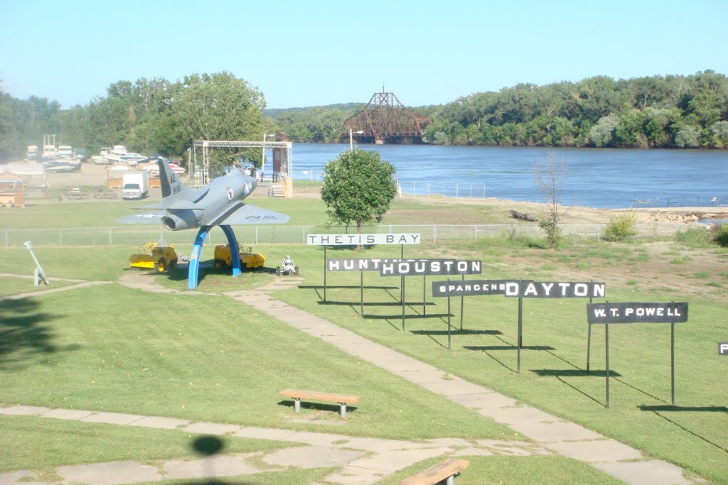 Omaha, Nebraska - Freedom Park, MO river view