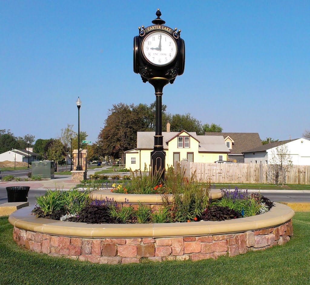 Carter Lake Clock