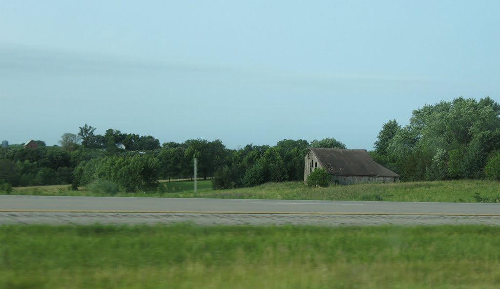 Old barn near U Lane