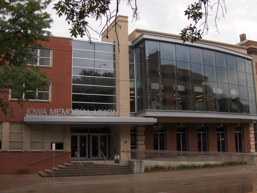 Iowa Memorial Union, GLCT