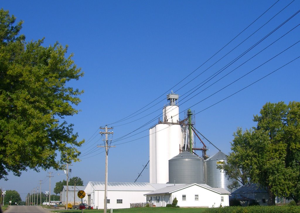 Onawas Grain Elevator