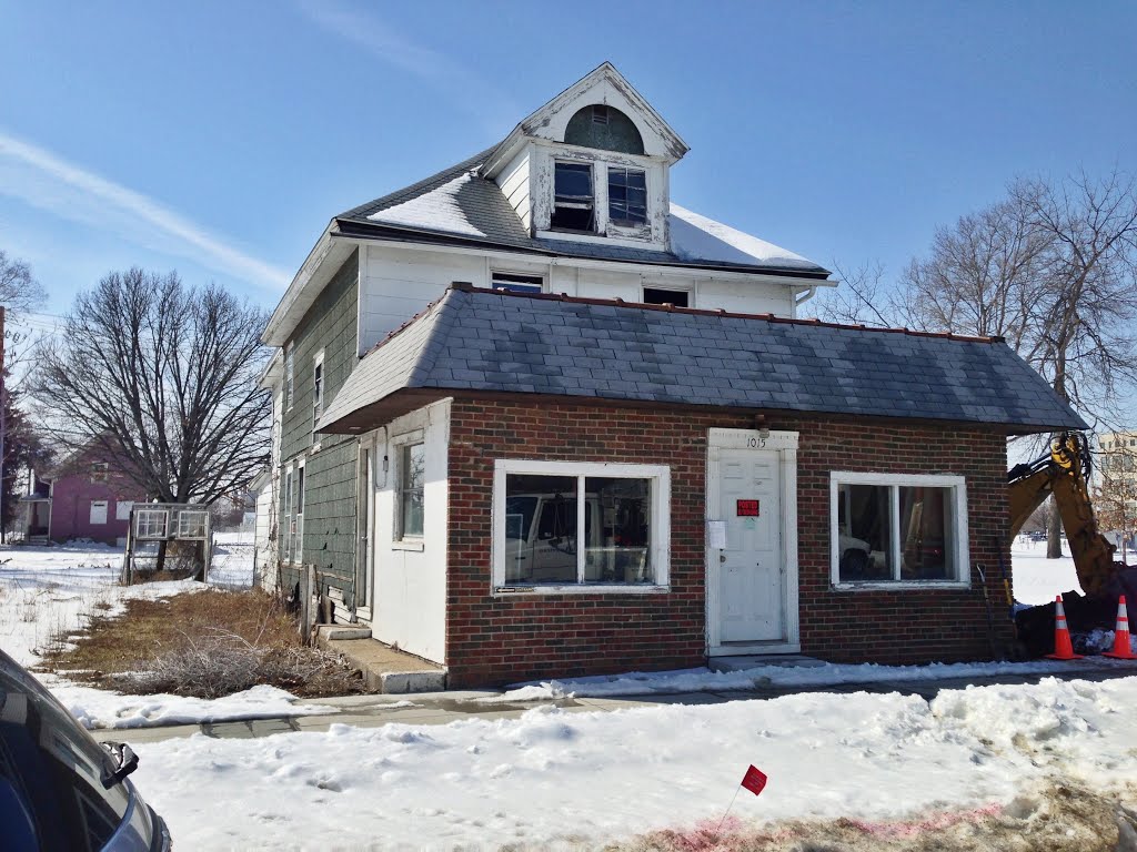 Old Frank & Tena Hurka House in Bohemian Commercial Historic District (will be demolished)