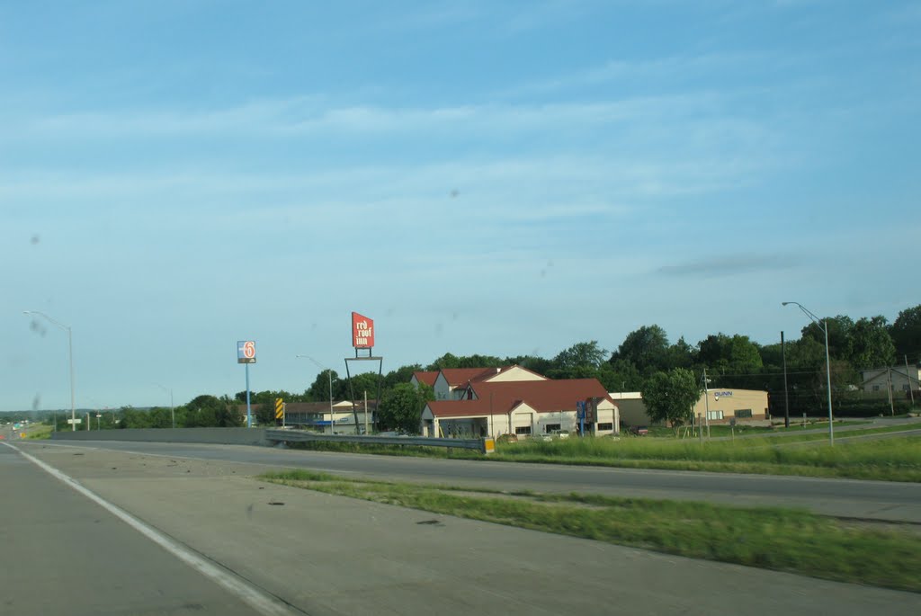 Red Roof near Saylorville