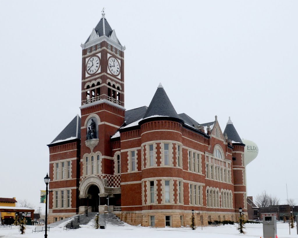Hardin Co. Courthouse (1892) Eldora IA 3-2014