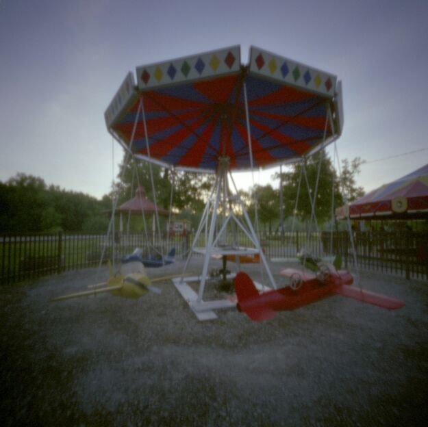 Pinhole Iowa City Park Airplanes (2007/JUN)