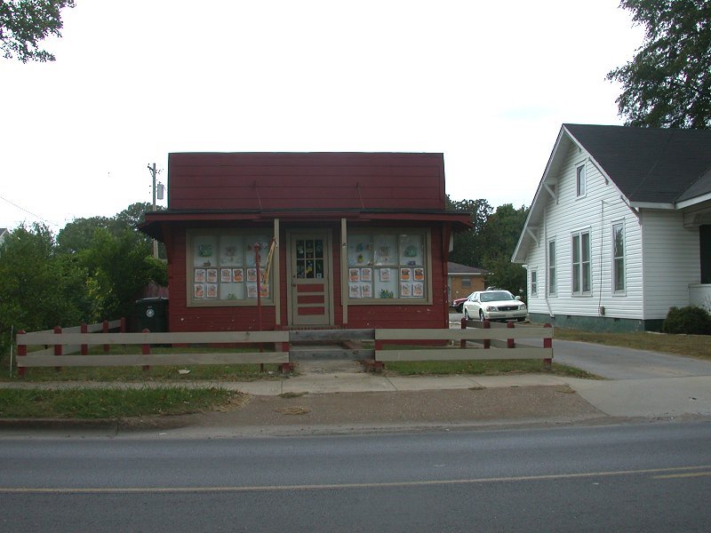 Little Red Schoolhouse Jefferson Street 2007
