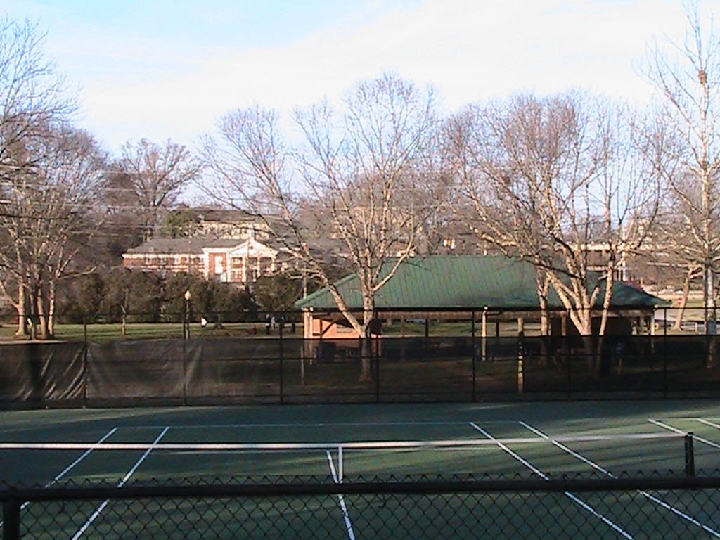 Tennis courts and pavillion at Big Spring Park