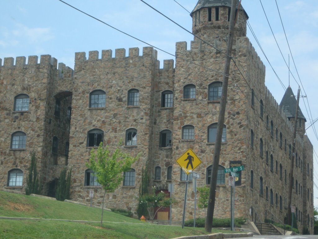 Quinlan Castle