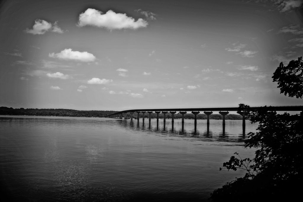 The Natchez Trace Bridge over the Tennessee River
