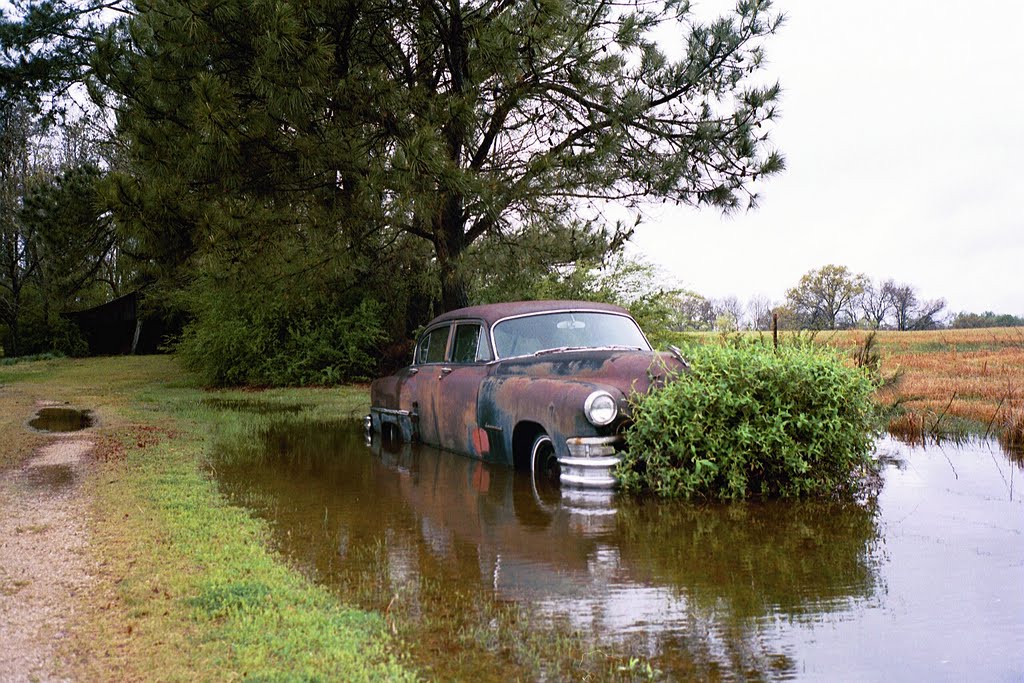 chrysler bush munching mopar somewhwere in northern alabama around 1999..may still be there..help me find it