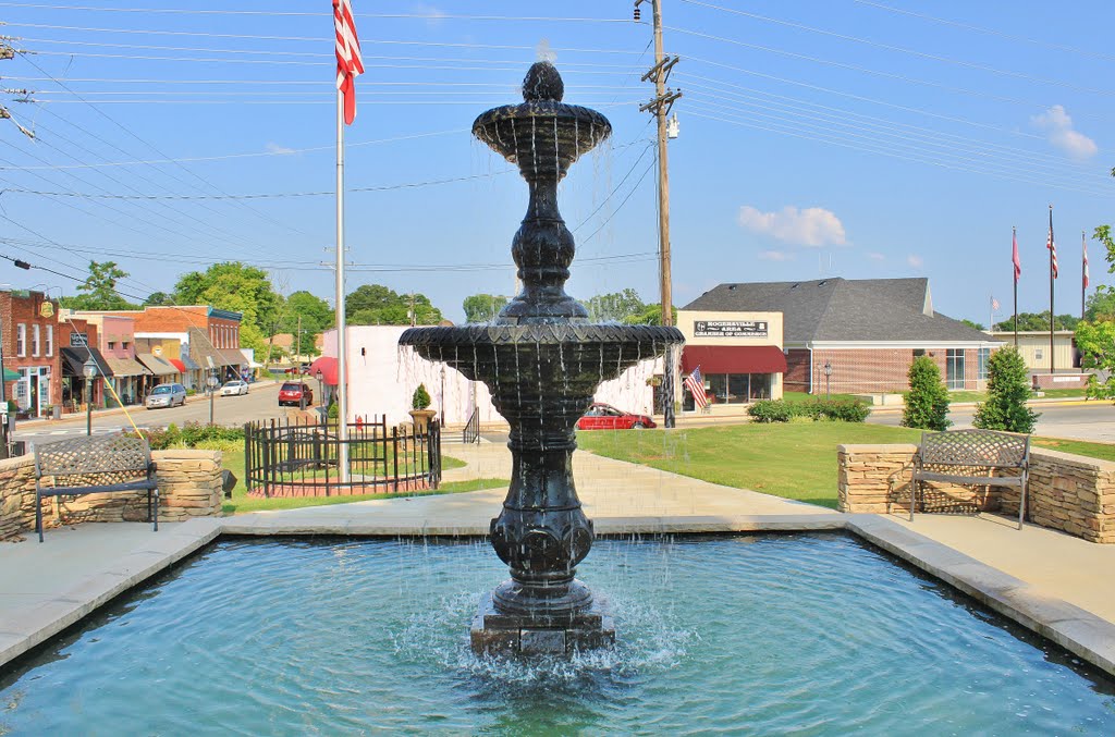 Fountain in Rogersville