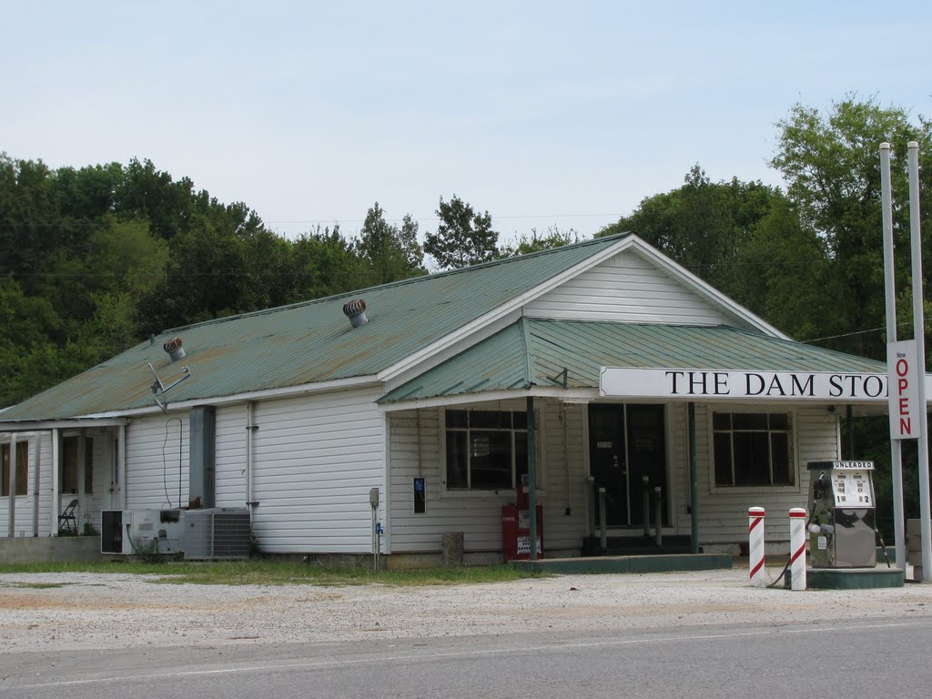 Wheeler Dam Store Hot and thirsty and the D__ Store was closed
