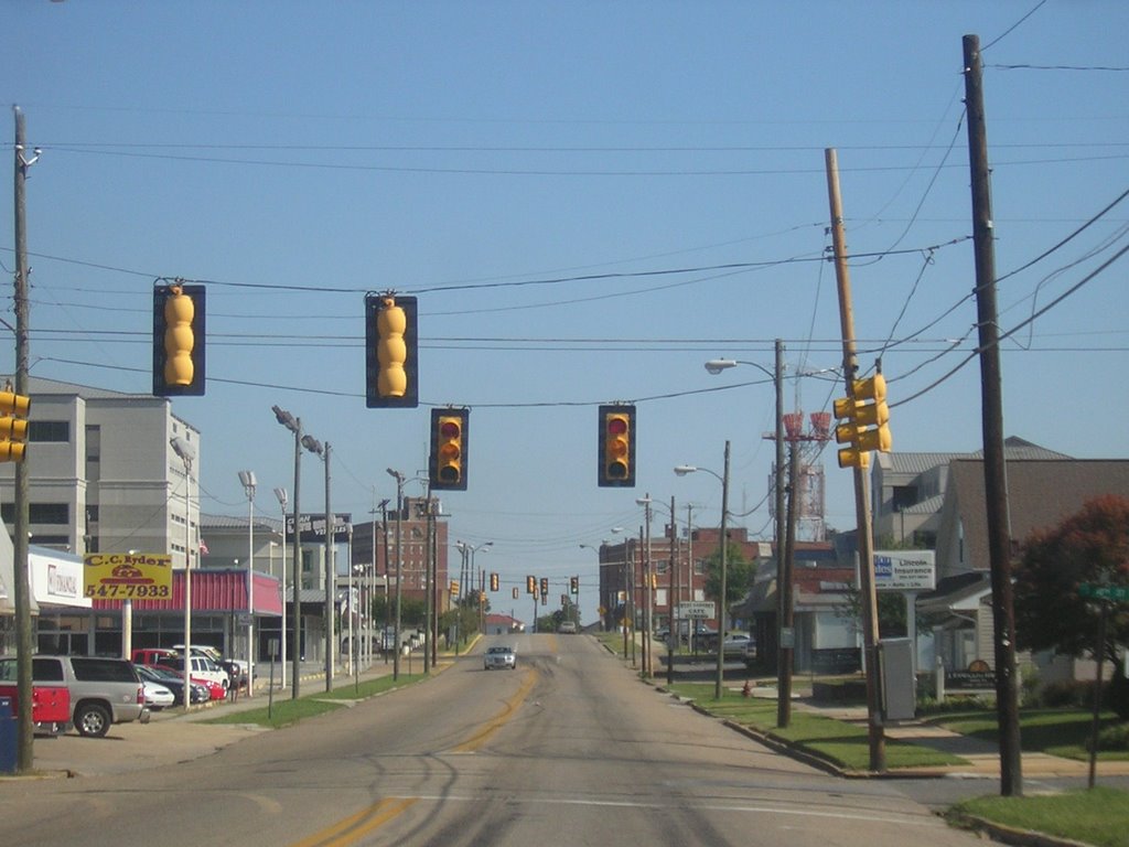 Entering Downtown Gadsden, Alabama 10-18-2008