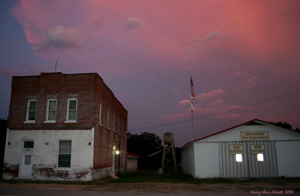 Night falls on Five Points