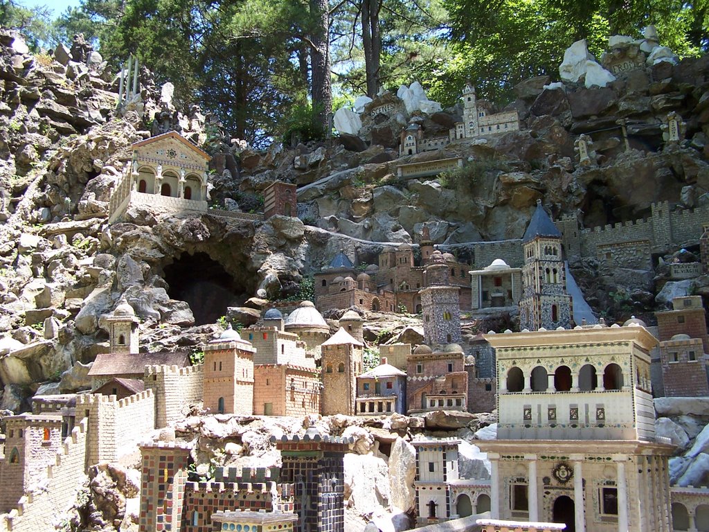 Ave Maria Grotto