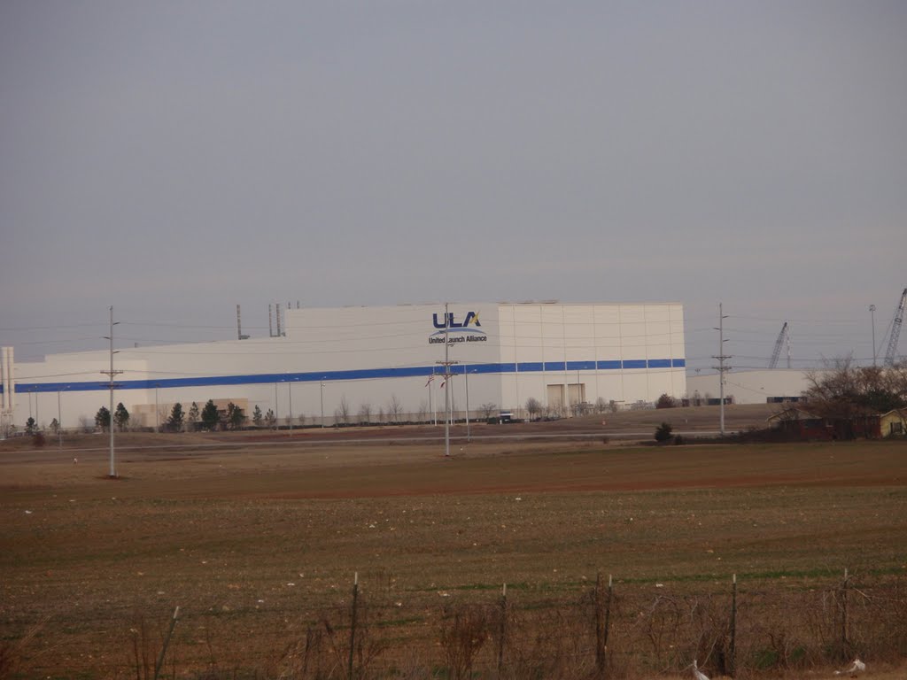 Close up near Rocket Road