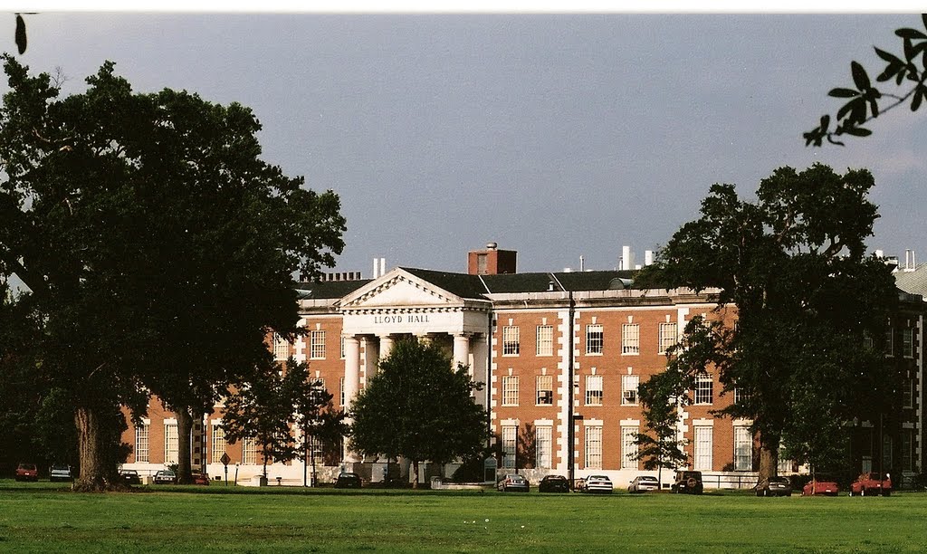 Lloyd Hall, Tuscaloosa, University of Alabama (2002)