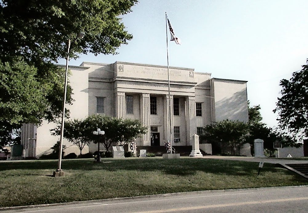 Lawrence County Courthouse - Built 1936 - Moulton, AL