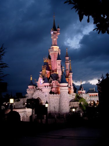 disneyland paris ..talia