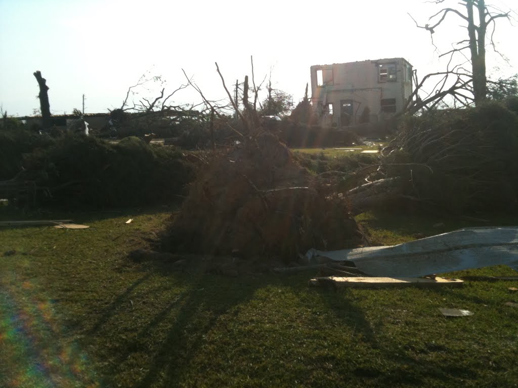 4/27/2011 Tornado Damage around 8th